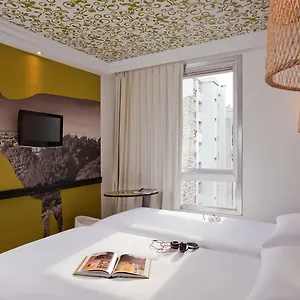 Ibis Styles Buttes Chaumont Paryż
